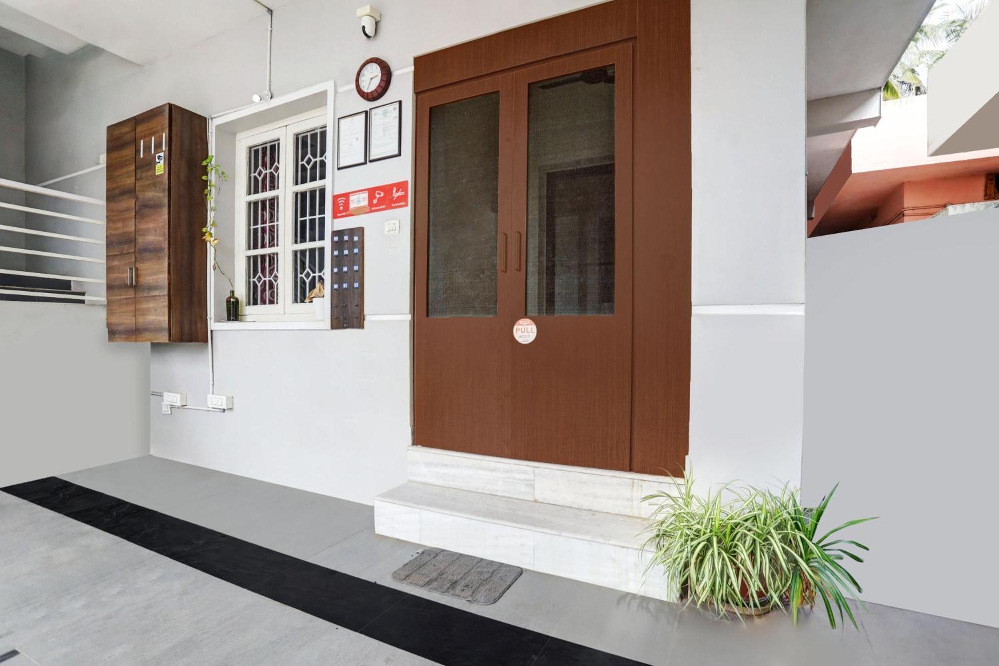 Super Hotel O Ashok Nagar Near Jntu College Kākināda 外观 照片