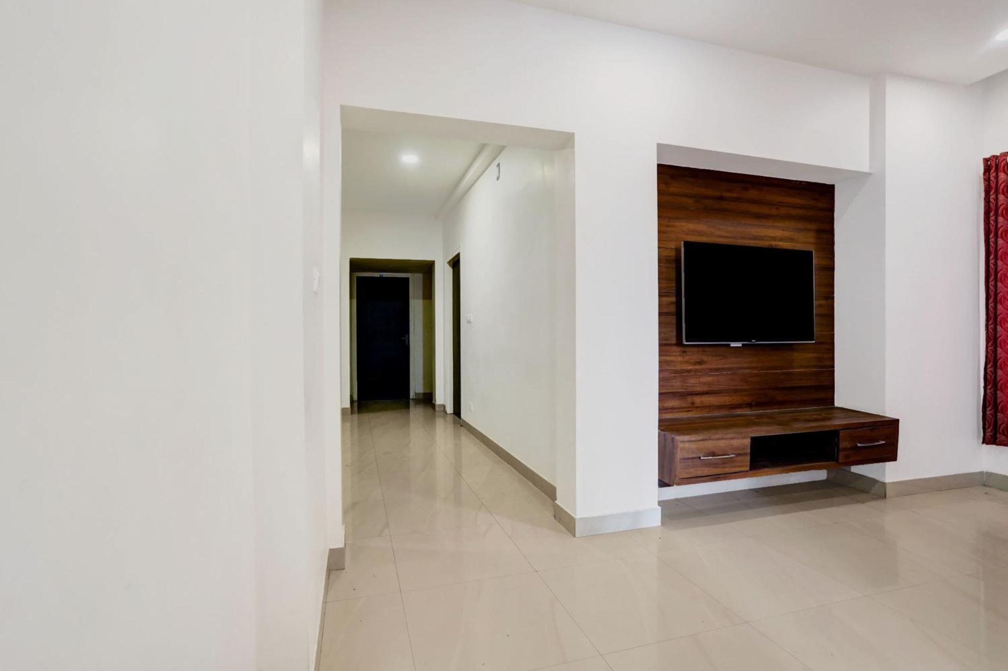 Super Hotel O Ashok Nagar Near Jntu College Kākināda 外观 照片