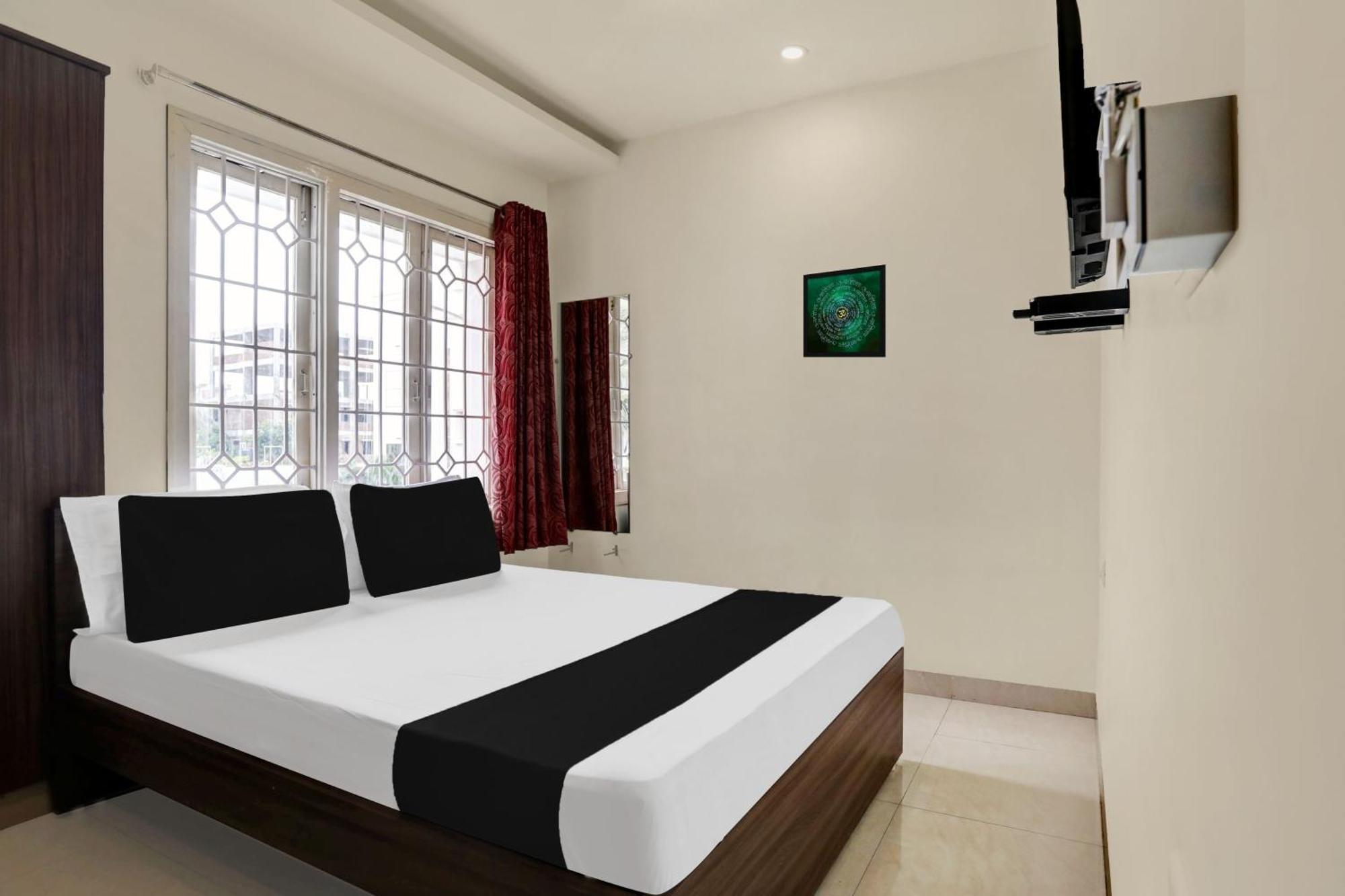 Super Hotel O Ashok Nagar Near Jntu College Kākināda 外观 照片
